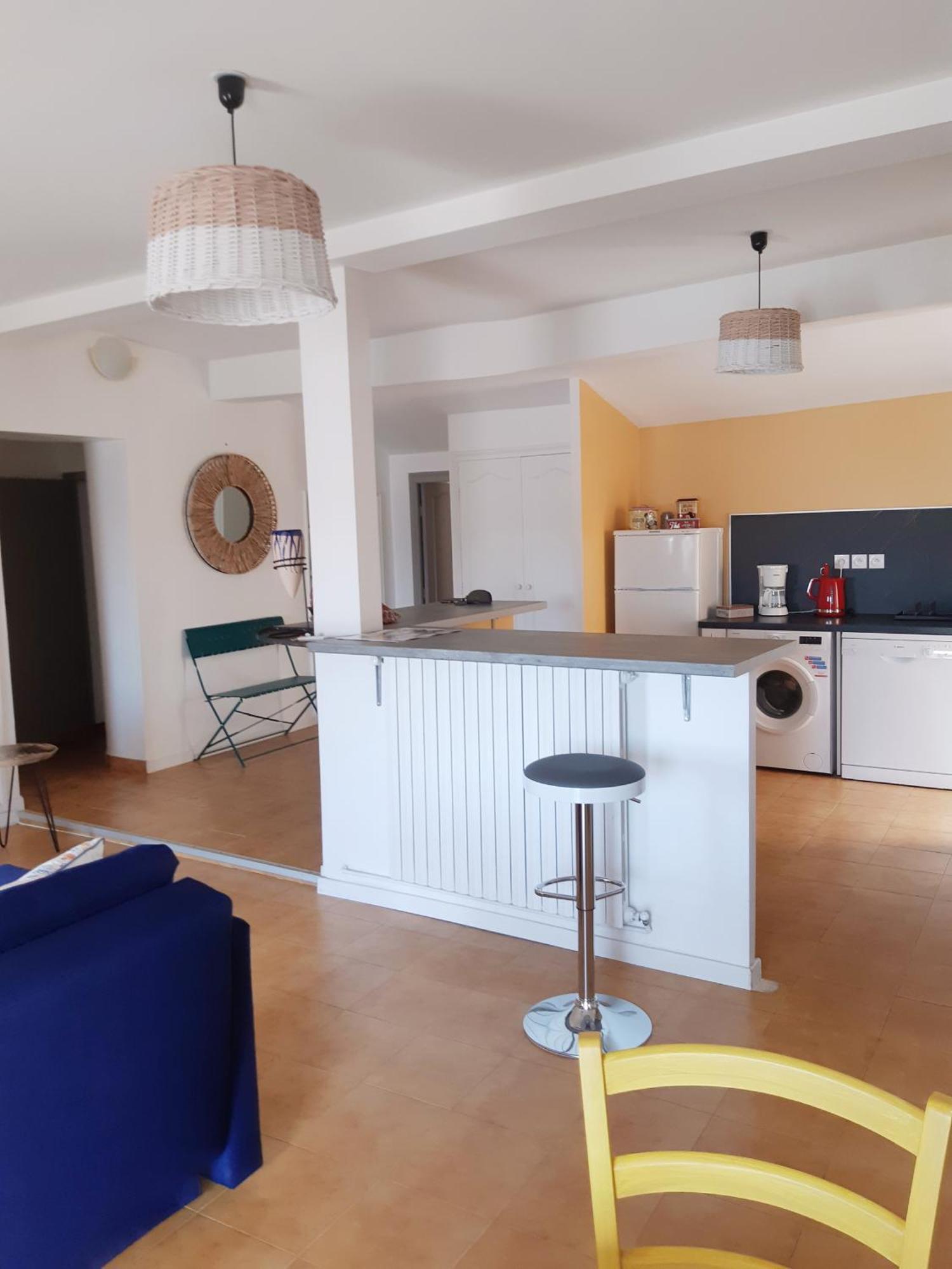 Grand Appartement Avec Vue Sur Quai Sete Room photo